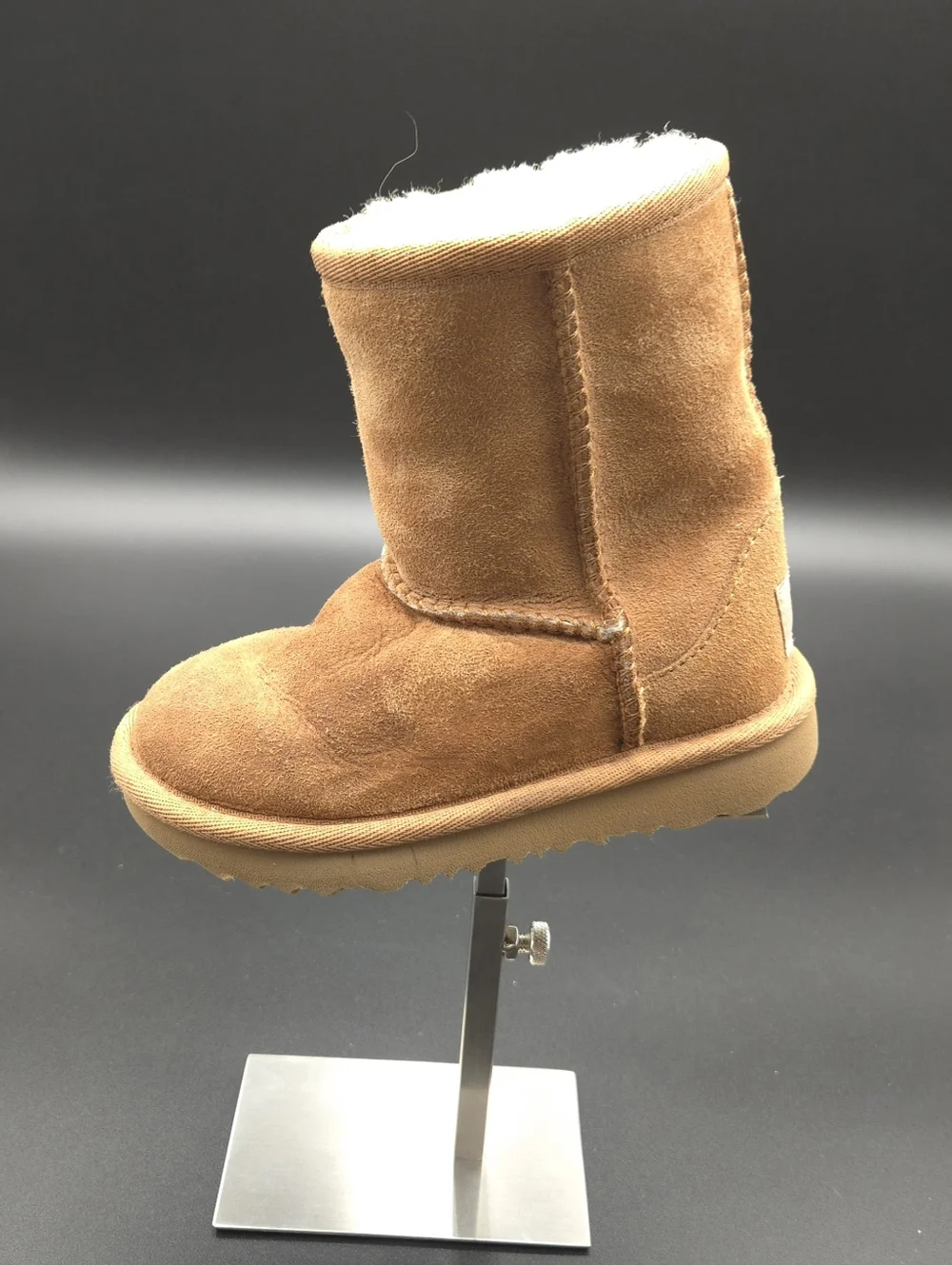 UGG Toddlers’‎ Classic II Boots Chestnut Suede Shearling Size 8T